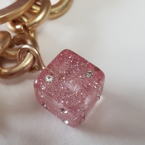 Elegant Gold and Red Dice Keychain - Picture 7 of 9